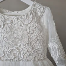 Load image into Gallery viewer, Last item - Long sleeves dress with lace