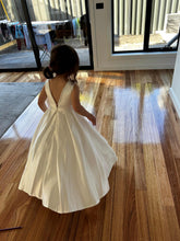 Load image into Gallery viewer, Caroline - Wedding junior bridesmaid dress