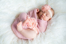 Load image into Gallery viewer, Newborn photography cute baby girl with ranunculus flowers acessories set