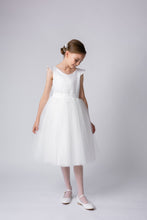 Load image into Gallery viewer, Della