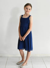 Load image into Gallery viewer, Last item - Navy dress 8 yo