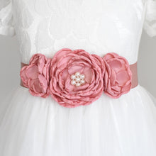 Load image into Gallery viewer, Flower belt in beautiful dusty pink color
