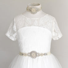 Load image into Gallery viewer, Rhinestone applique bridal belt and headpiece