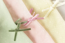 Load image into Gallery viewer, Tights with a bow