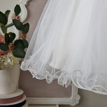 Load image into Gallery viewer, Last item - Long sleeves dress with lace
