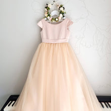Load image into Gallery viewer, Elizabeth classic formal dress Melbourne Ana Balahan

