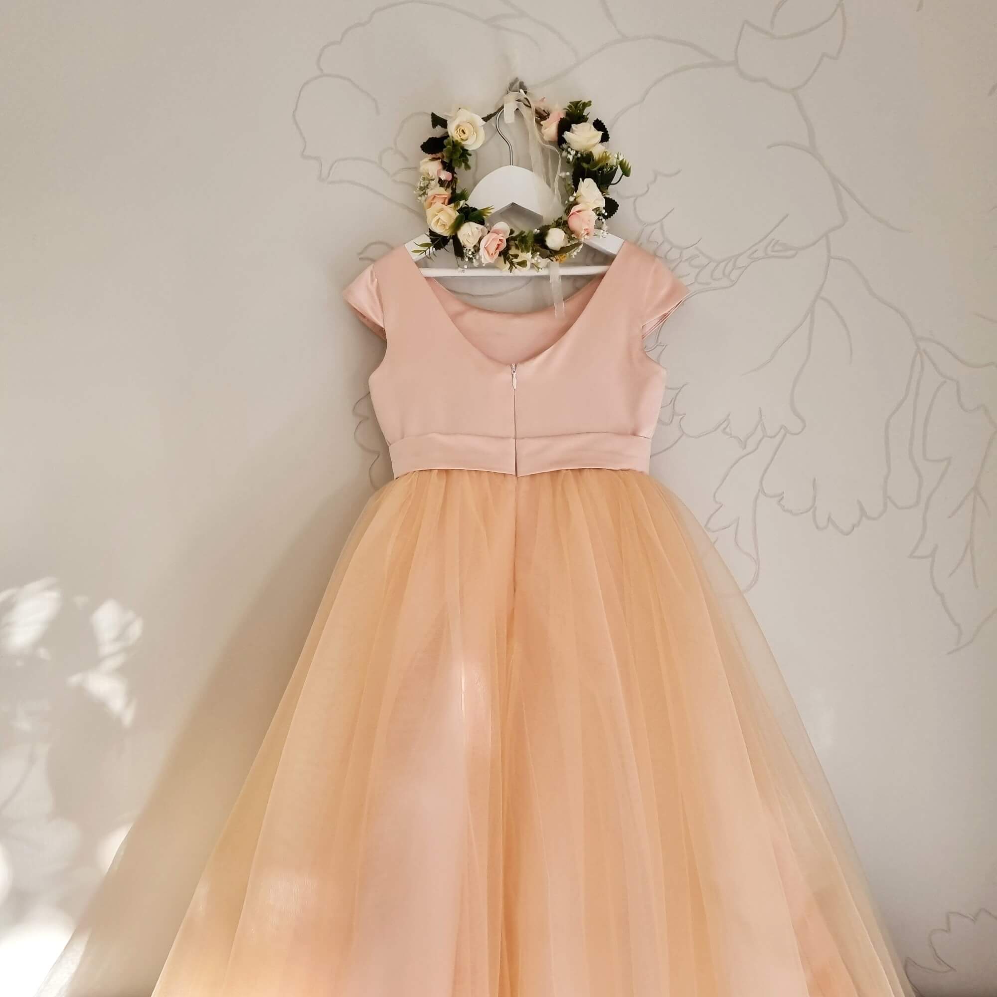 Elizabeth - Classic minimalist formal dress | Ana Balahan Elizabeth - Classic minimalist formal dress | Ana Balahan