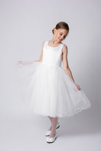 Load image into Gallery viewer, Sample - Adelina dress with 5 cm sash
