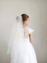 Load image into Gallery viewer, Ana Balahan Girl wears first communion dress and White Plain Veil Medium length Melbourne
