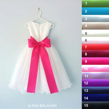 Load image into Gallery viewer, Sale - White dress with small fabric defect 8-9 yo
