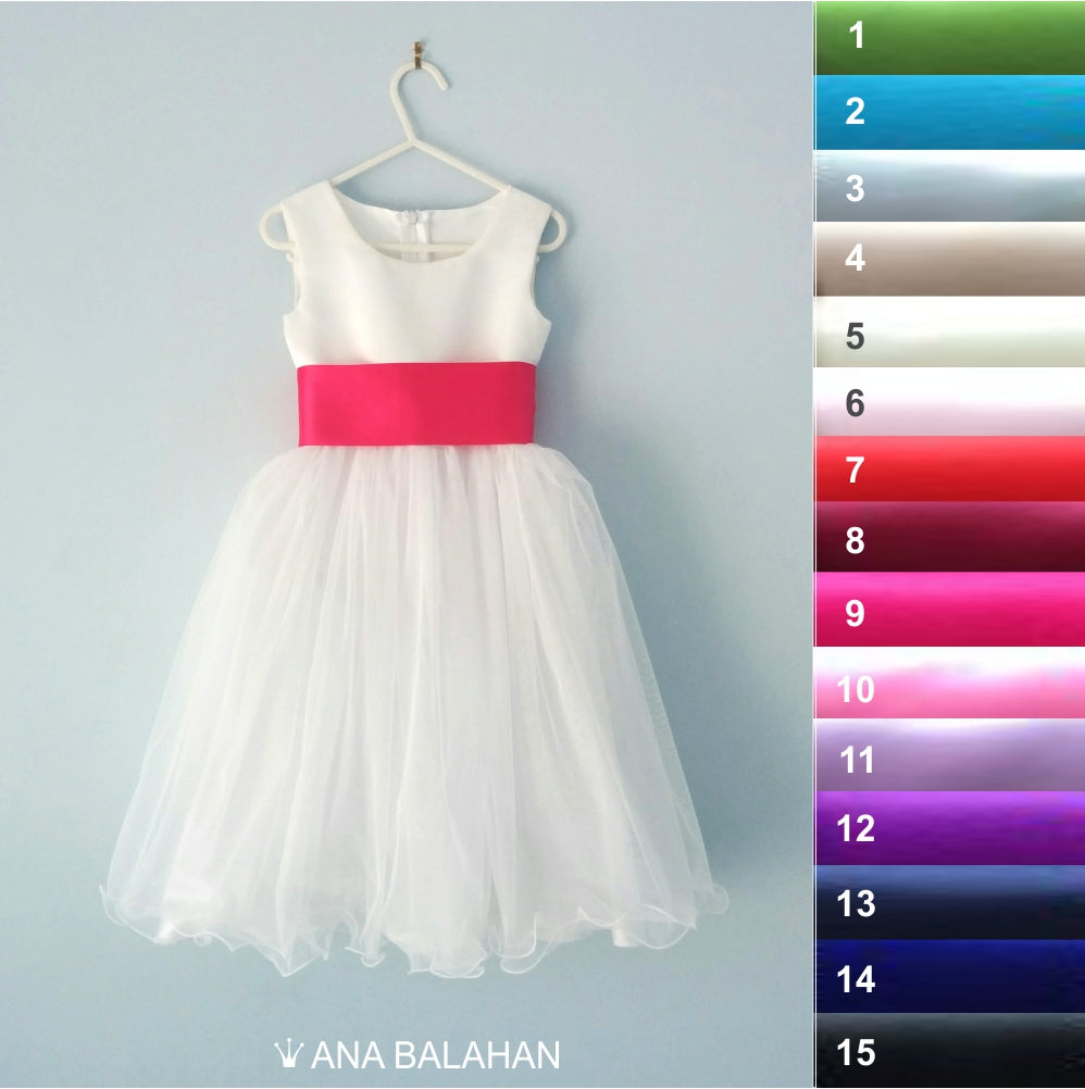 Sale - White dress with small fabric defect 8-9 yo