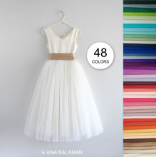 Load image into Gallery viewer, V-neck full length ivory girl dress
